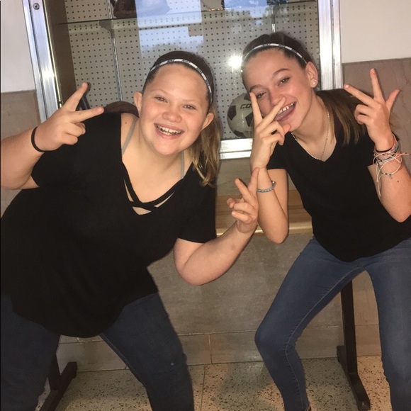 Meet your Posher, Ashlee - Picture 1 of 1